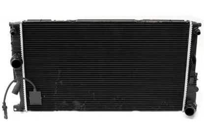BMW Radiator Genuine BMW 17118672106