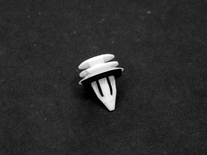 Door Panel Clip O.E.M. 51418224768