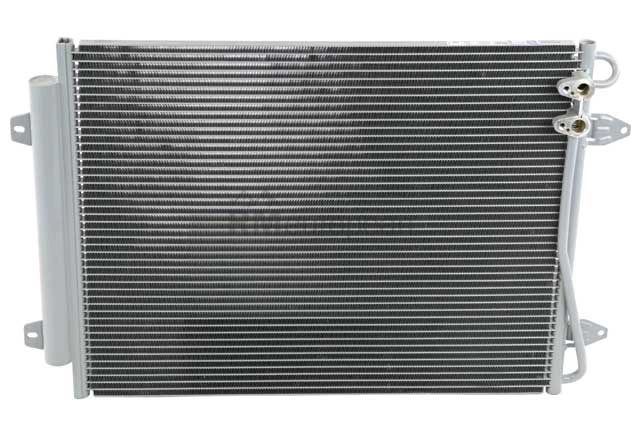 VW-Audi A/C Condenser Nissens 561820411