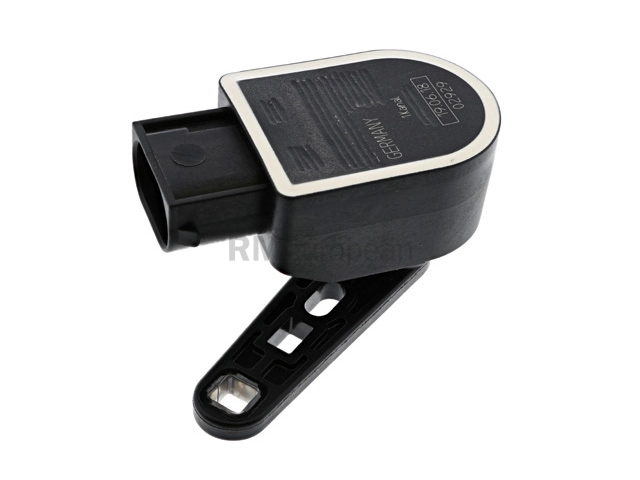 BMW Headlight Level Sensor O.E.M. 37146870000