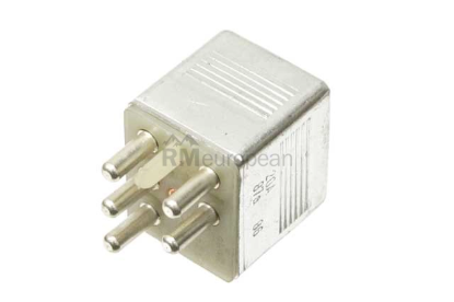 Mercedes Relay URO Parts 0015420219