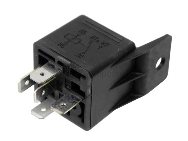 Volvo Fuel Pump Relay Bosch 1348657