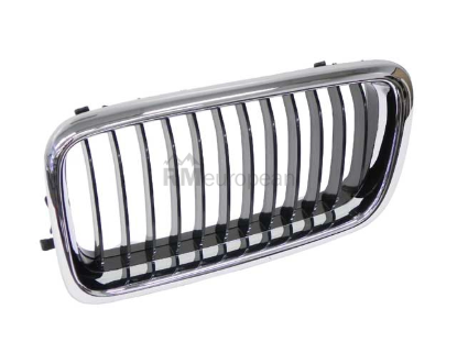 BMW Grille URO Parts 51138231593