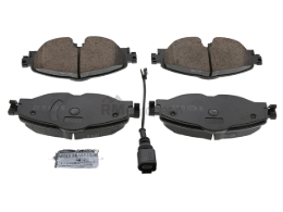VW-Audi Brake Pad Set Akebono Euro 5Q0698151AE
