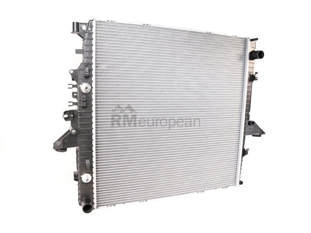Land Rover Radiator Britpart LR021777