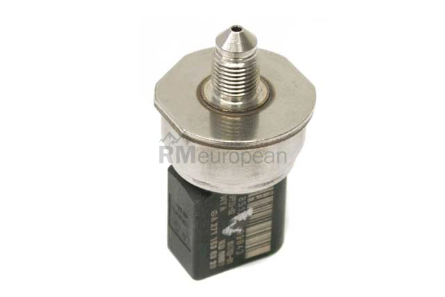 Mercedes Fuel Pressure Sensor O.E.M. 2711530328