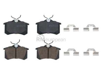 VW-Audi Brake Pad Set Akebono Euro 1J0698451L