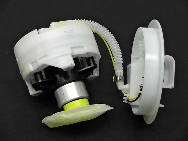 VW-Audi Fuel Pump VDO 8E0906087P