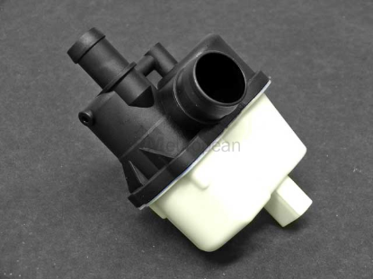 Fuel Vapor Detection Pump Bosch 16137193479