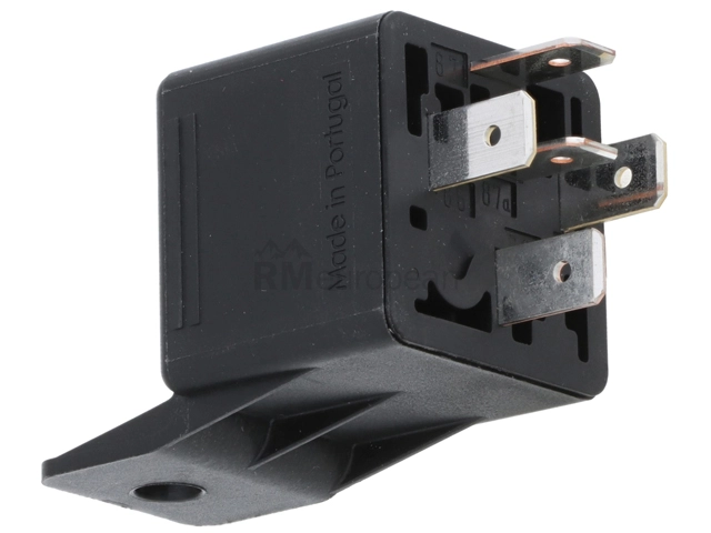 Saab Fuel Pump Relay Bosch 32101476