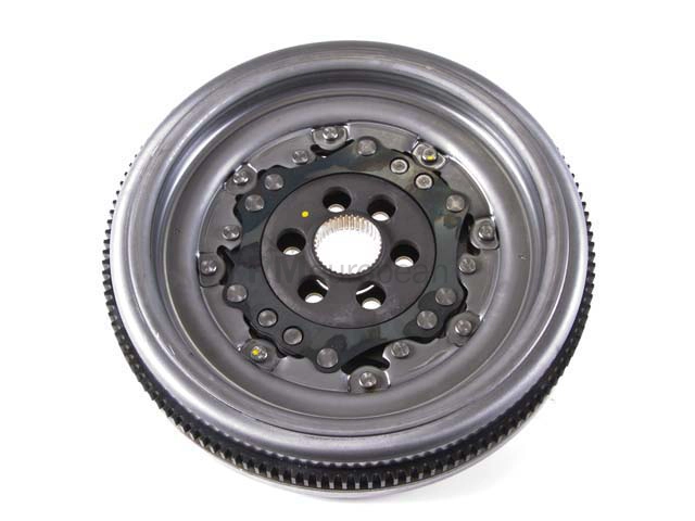 VW-Audi Flywheel LuK 03G105266CR