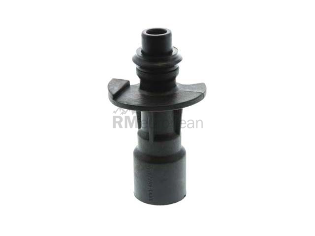 Land Rover Engine Oil Cooler Pipe Eurospare LR028136