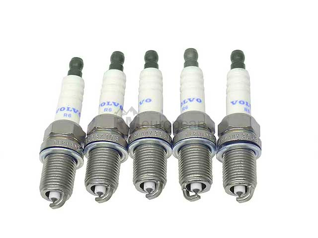 Volvo Spark Plug Kit Genuine Volvo 8692071