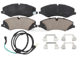 Land Rover Brake Pad Set Akebono Euro 614123463