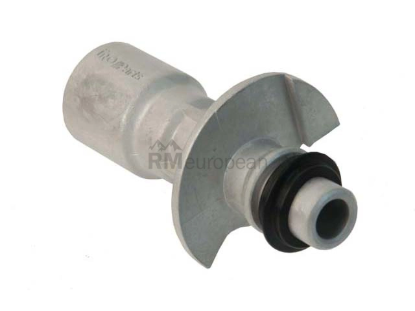 Engine Oil Cooler Pipe URO Parts Premium LR028136PRM